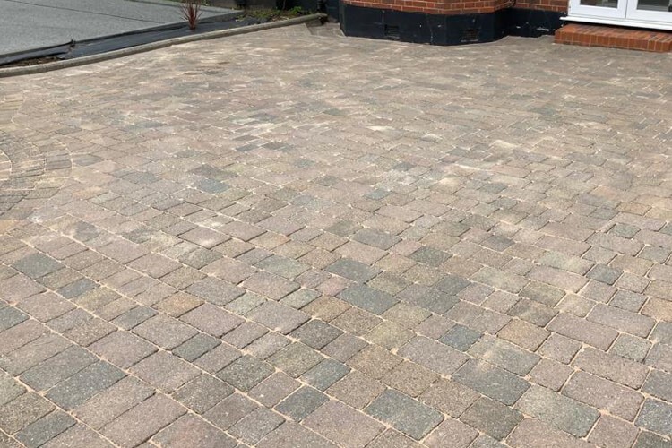 Crazy paving cleaning Littlehampton