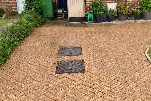 Sussex driveway pressure washing